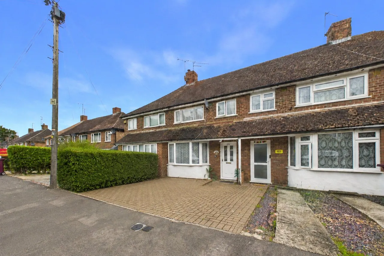 3 bed house to rent, Thirlmere Avenue, Tilehurst, RG30
