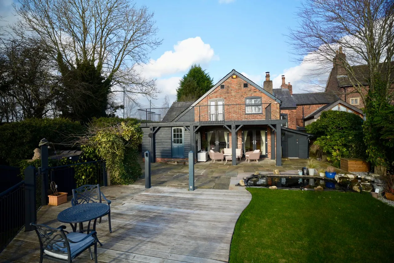 Old Hall Lane, Woodford, SK7, photo 24