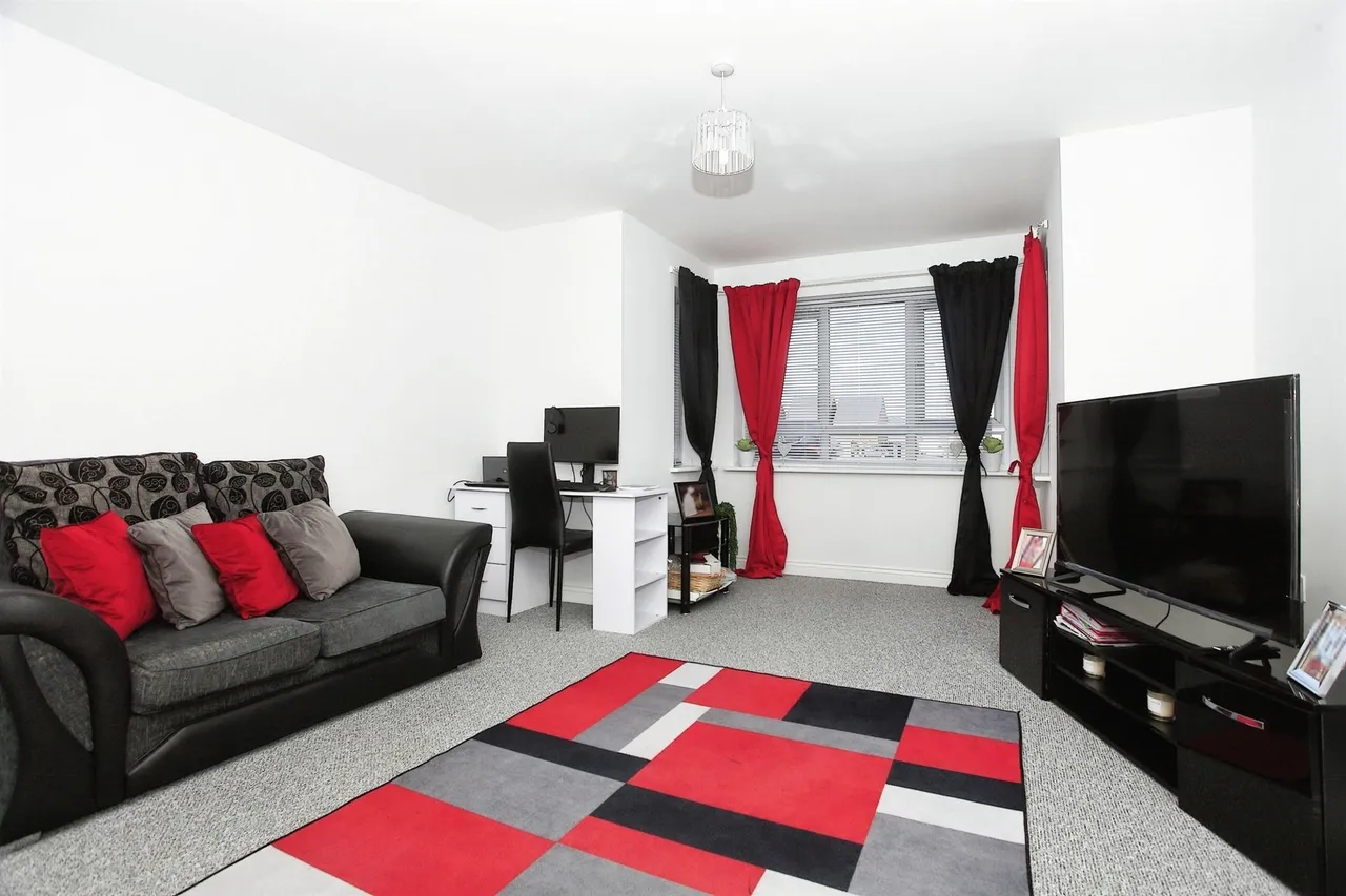 Mid Water Crescent, Peterborough, PE7, photo 5