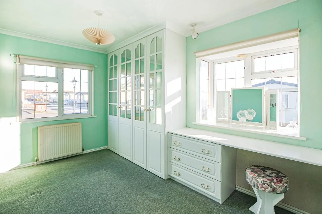 Weston Avenue, Leighton Buzzard, LU7, photo 9