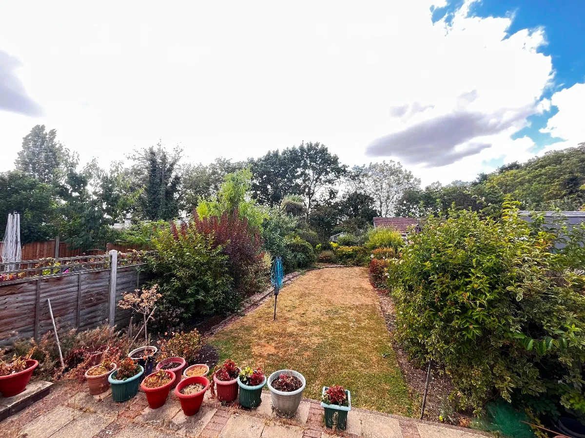 Vicarage Road, Hornchurch, photo 11