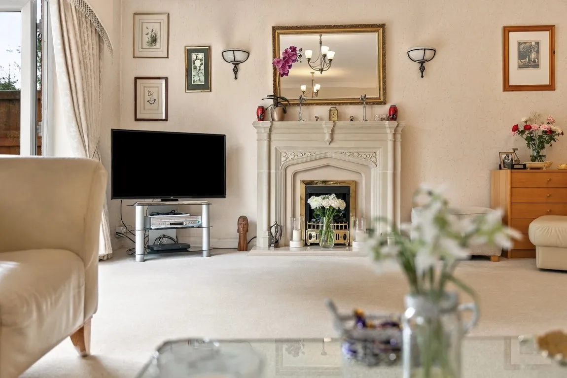 The Circuit, Wilmslow, SK9 6DA, photo 7
