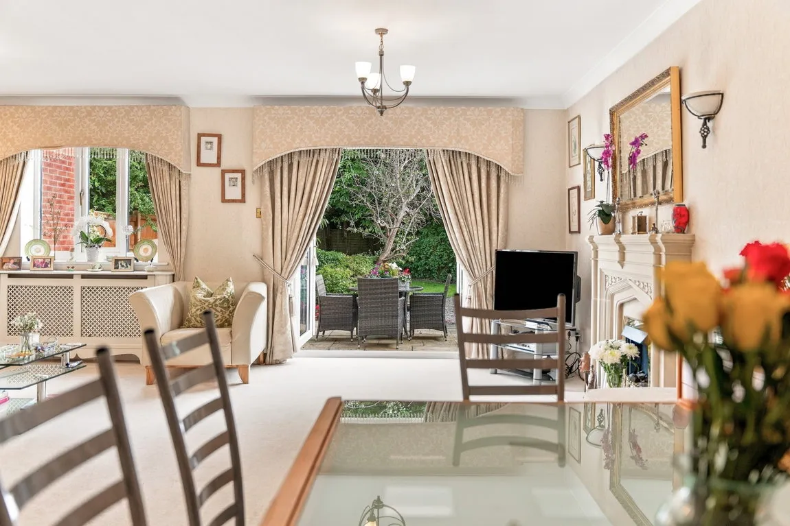The Circuit, Wilmslow, SK9 6DA, photo 5