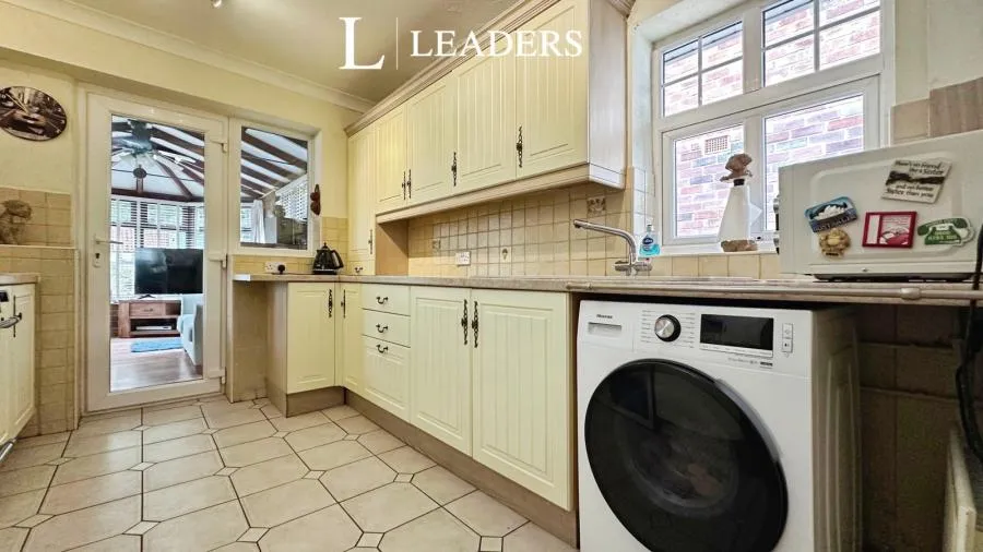 Ashdown Drive, Stourbridge, DY8, photo 9