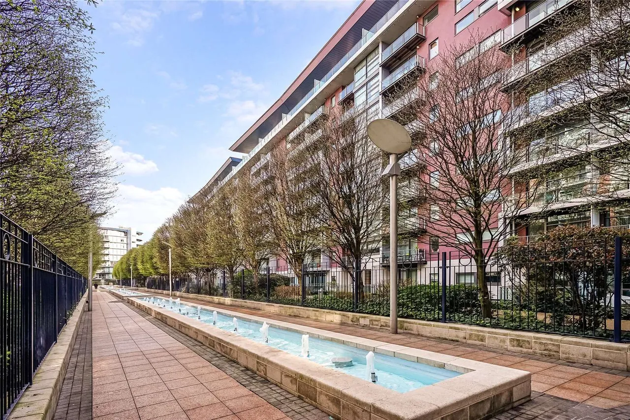 Queenstown Road, London, SW11, photo 12