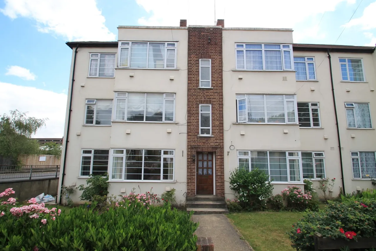 Spring Vale South , Dartford, Kent, DA1, photo 2