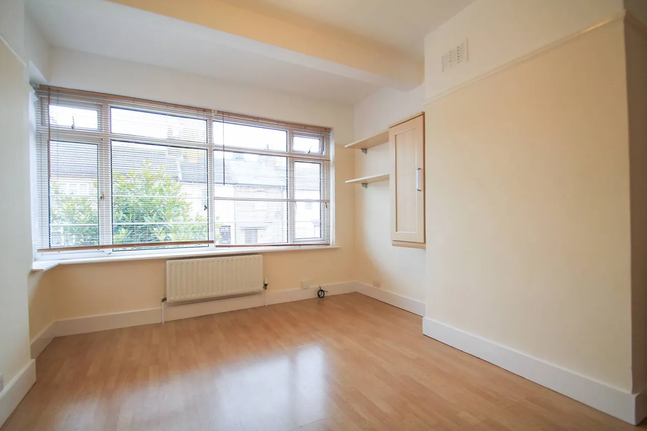 2 bed flat for sale — Spring Vale South , Dartford, Kent, DA1