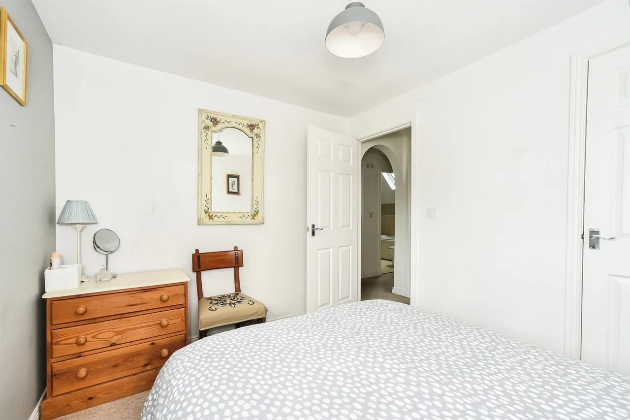 The Wern, Lechlade, GL7, photo 14