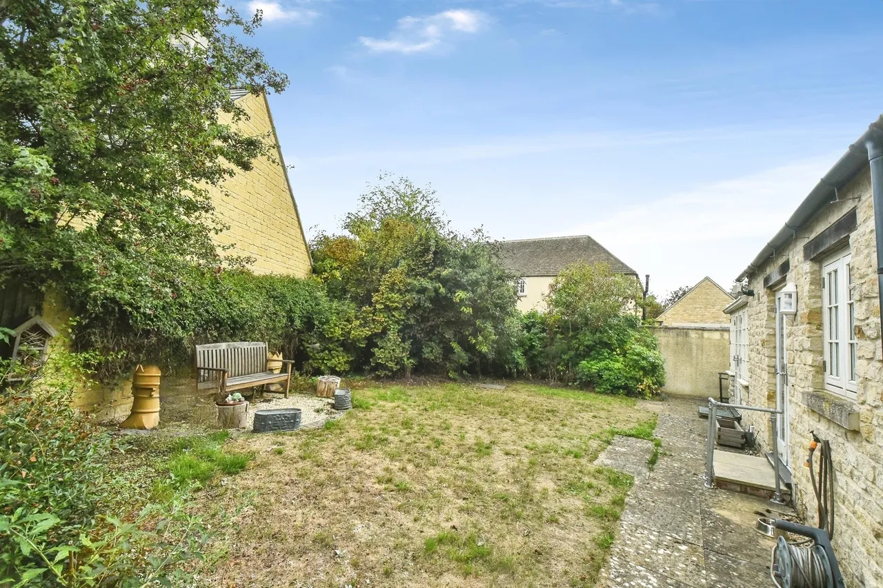 The Wern, Lechlade, GL7, photo 18