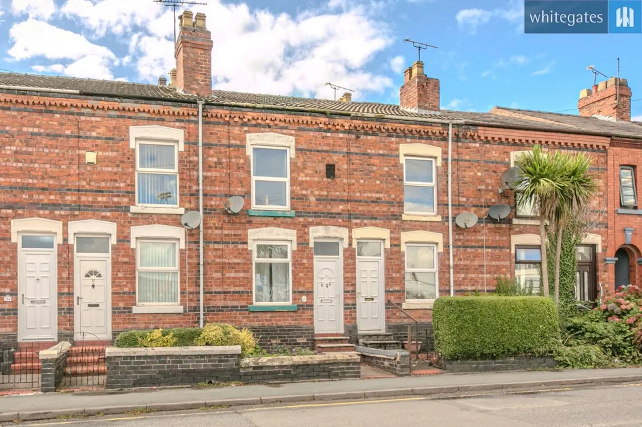 2 bed house for sale, Gresty Road, Crewe, CW2