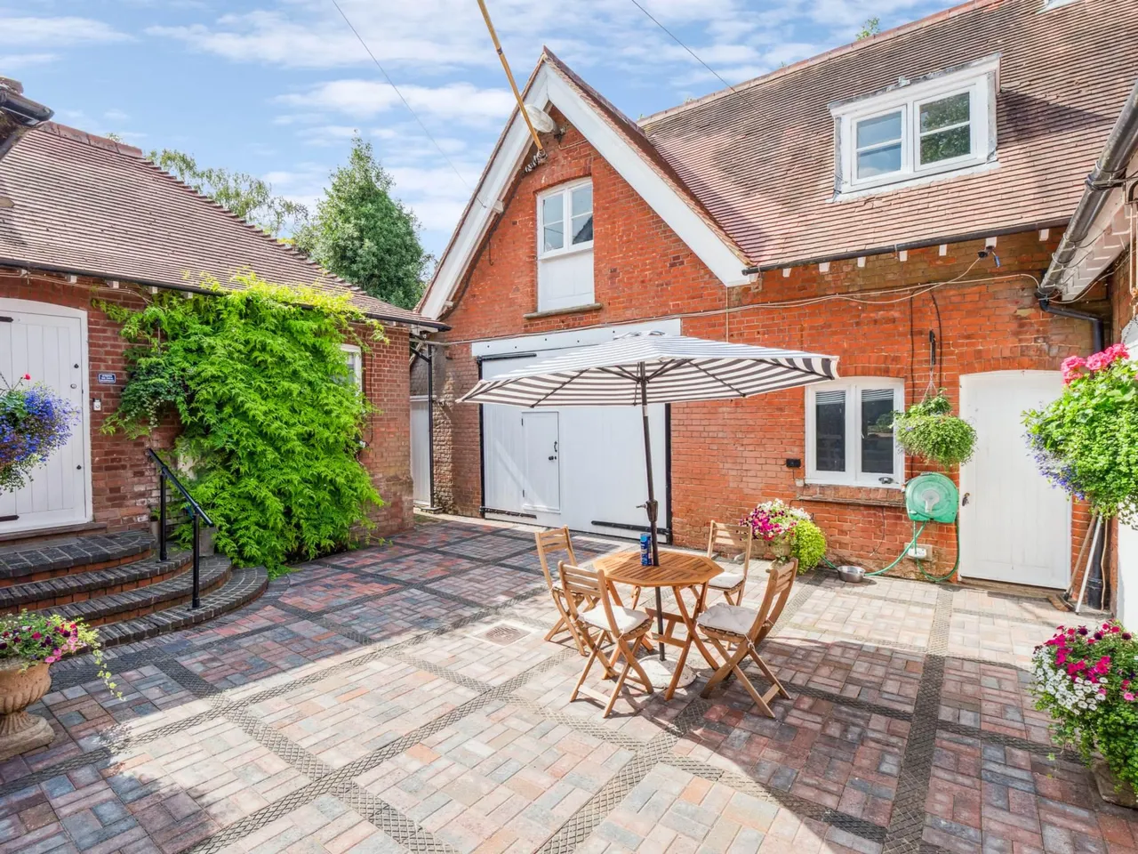 Stewkley Road, Soulbury, photo 42