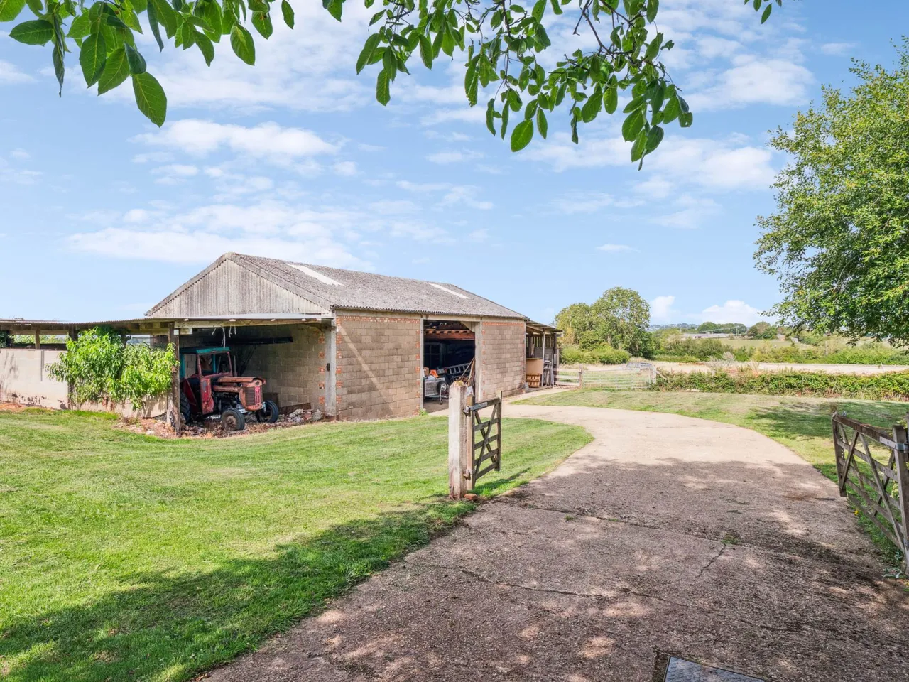 Stewkley Road, Soulbury, photo 41
