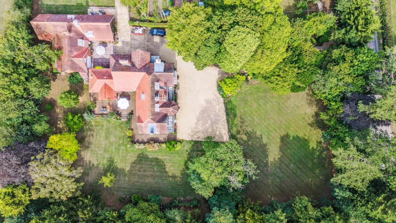 Stewkley Road, Soulbury, photo 49