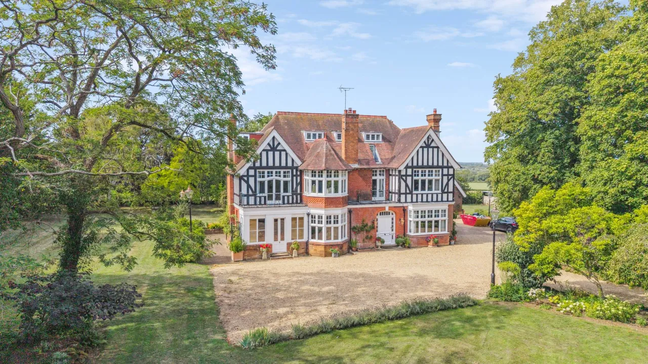 7 bed house for sale, Stewkley Road, Soulbury