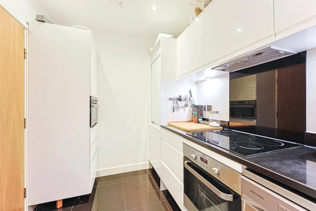 Chronicle Avenue, Colindale, NW9, photo 6
