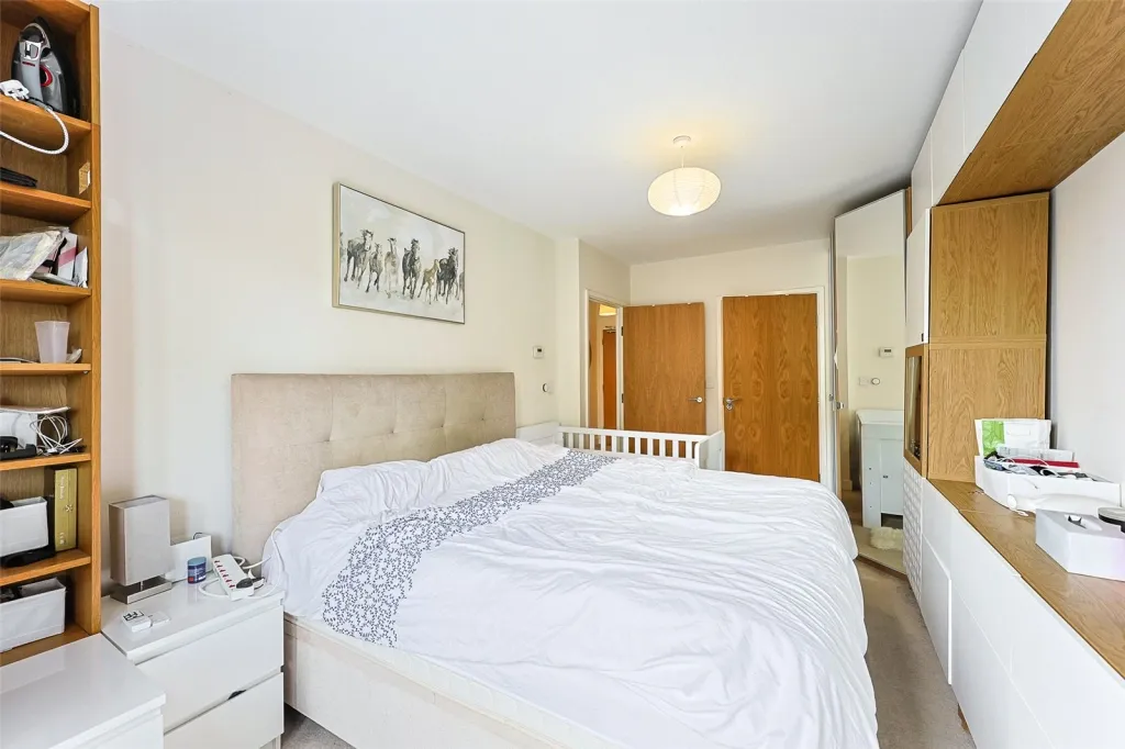 Chronicle Avenue, Colindale, NW9, photo 9