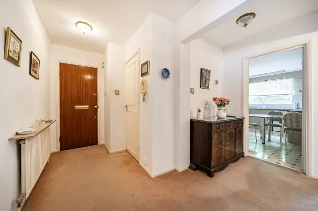 Dollis Avenue, London, N3, photo 8
