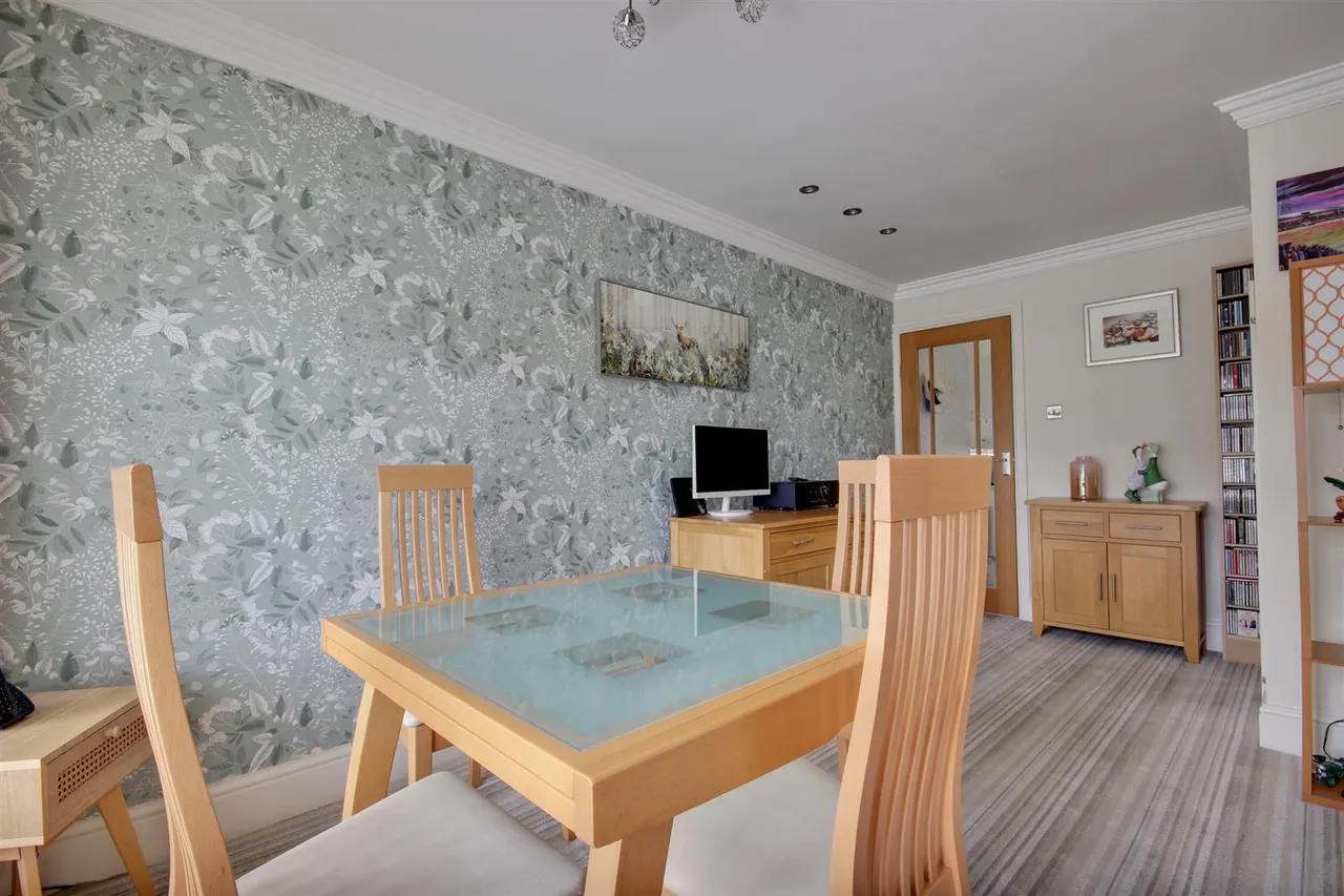 Southgate Close, Willerby, photo 16