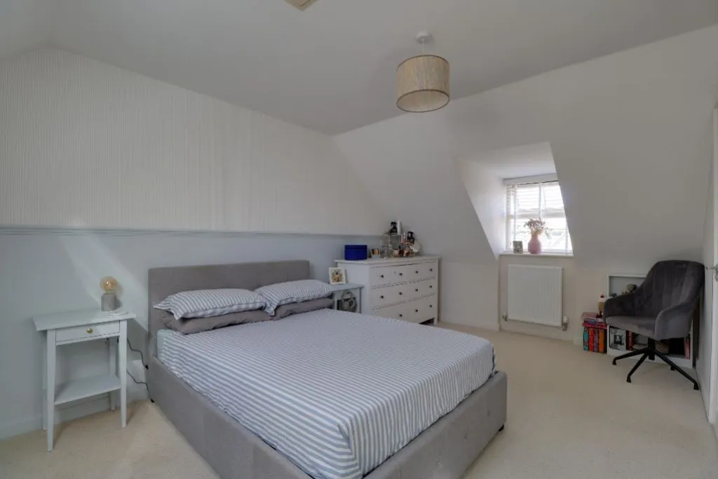 Watt Ave, Colsterworth, NG33, photo 15