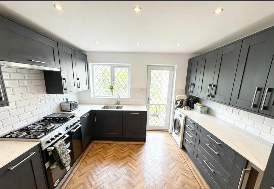 Sussex Gardens, Eastbourne, BN20, photo 3