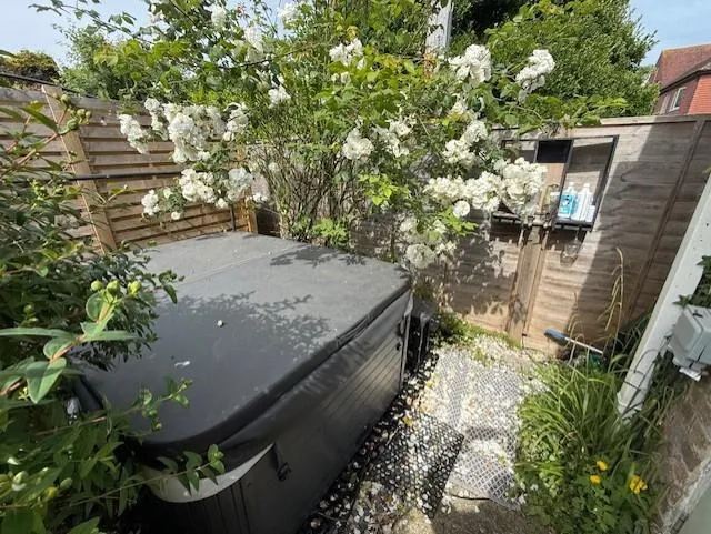 Sussex Gardens, Eastbourne, BN20, photo 21