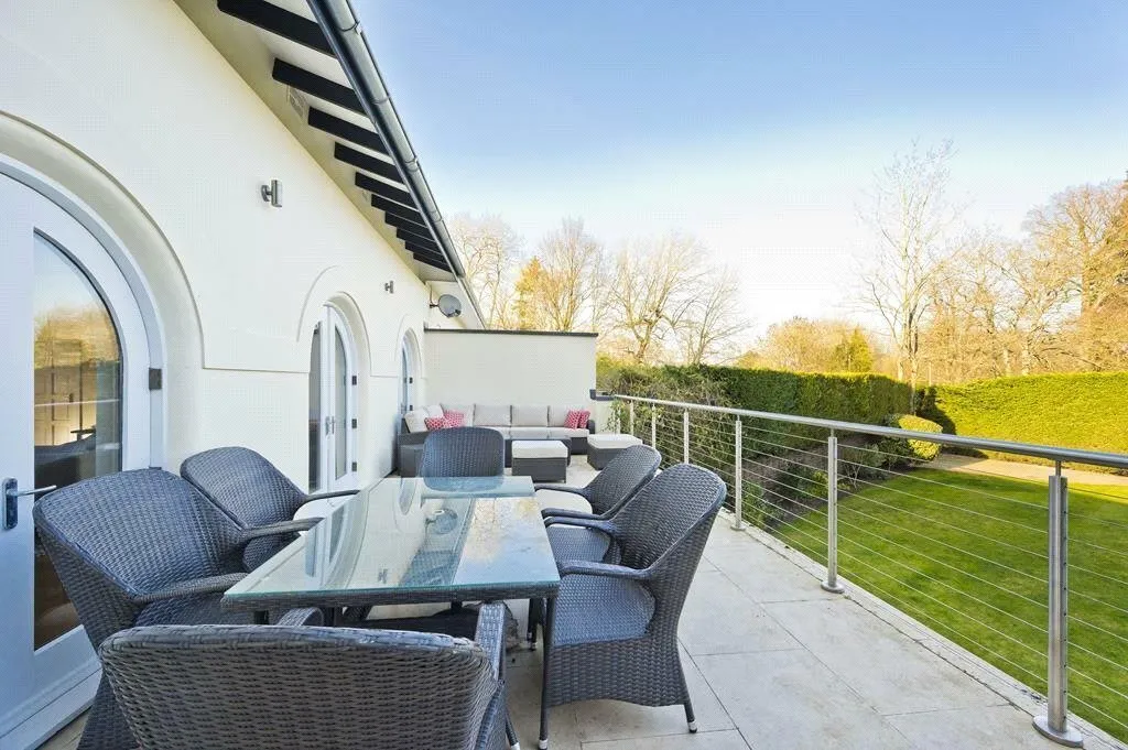 Ottershaw Park, Ottershaw, KT16, photo 16