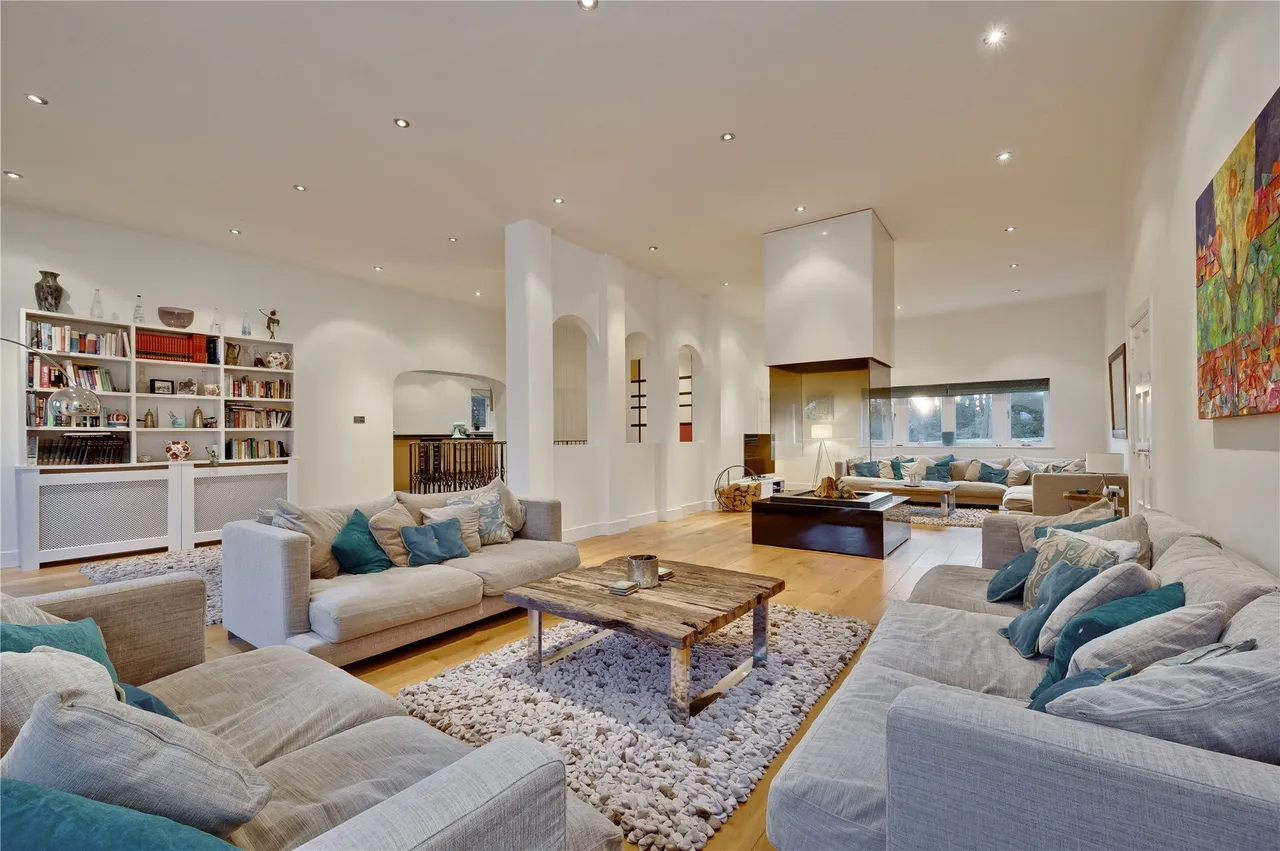 Ottershaw Park, Ottershaw, KT16, photo 6