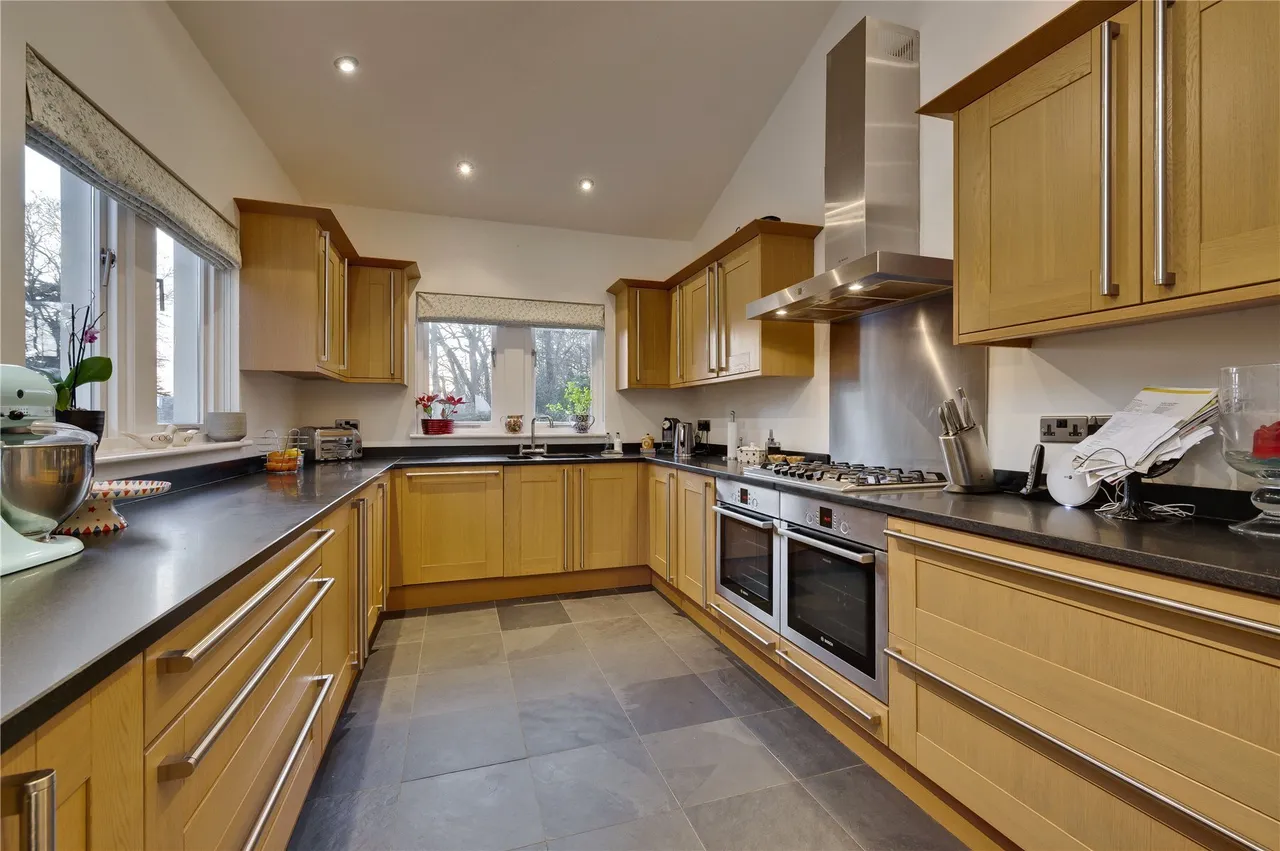 Ottershaw Park, Ottershaw, KT16, photo 5