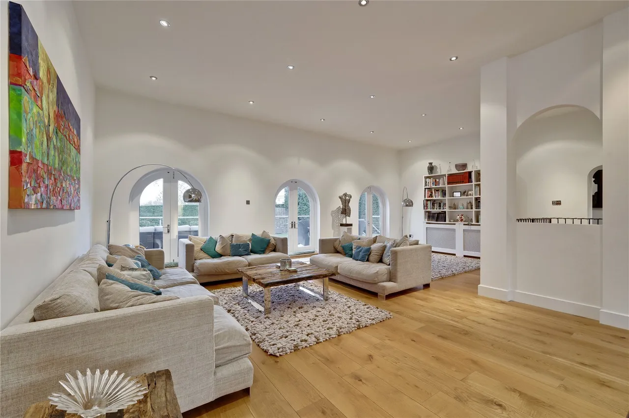Ottershaw Park, Ottershaw, KT16, photo 4