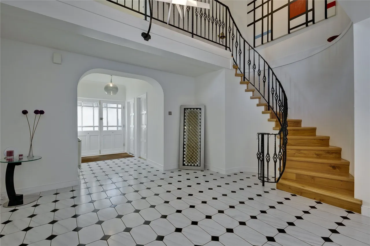 Ottershaw Park, Ottershaw, KT16, photo 11