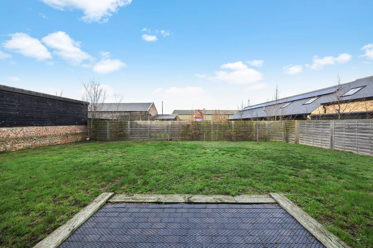 Queens Farm Road, Gravesend, Kent, DA12 3HU, photo 13
