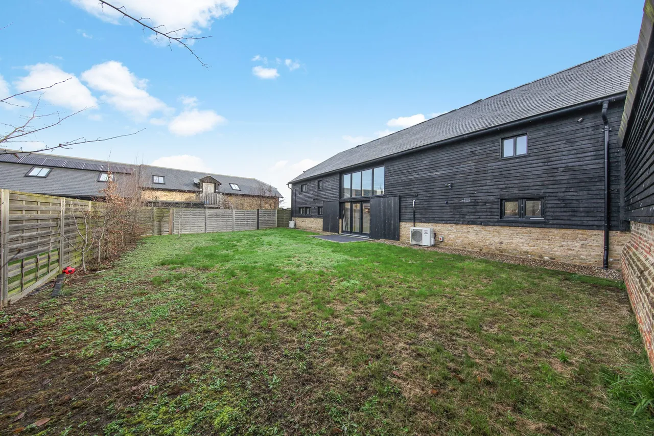 Queens Farm Road, Gravesend, Kent, DA12 3HU, photo 15