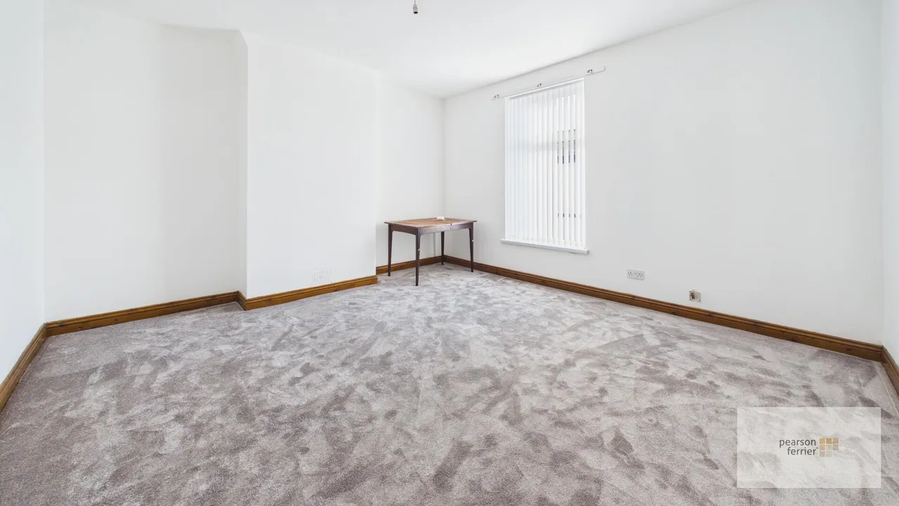East Street, Bury, BL9, photo 9