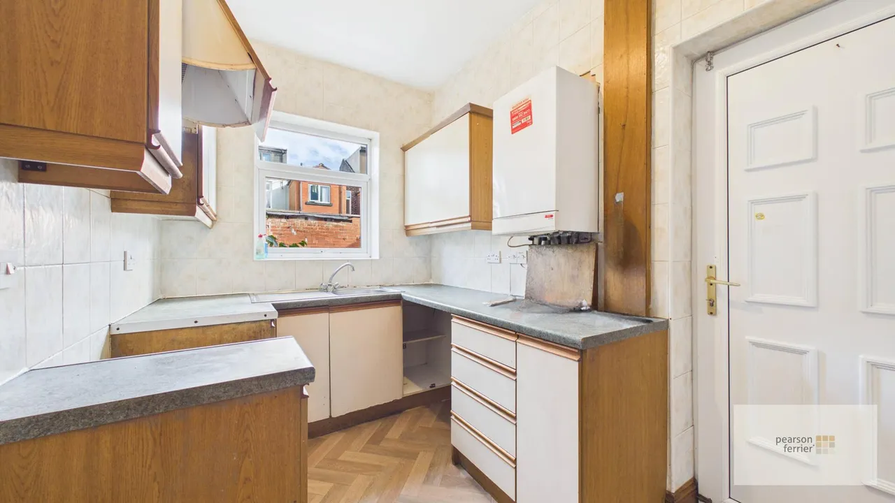 East Street, Bury, BL9, photo 6