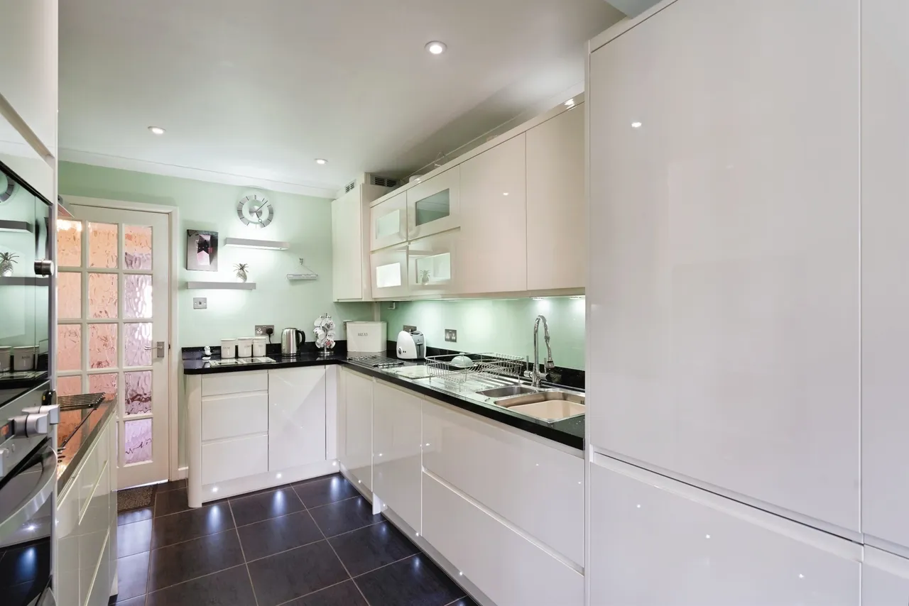 Brightside, Waterlooville, PO7, photo 4