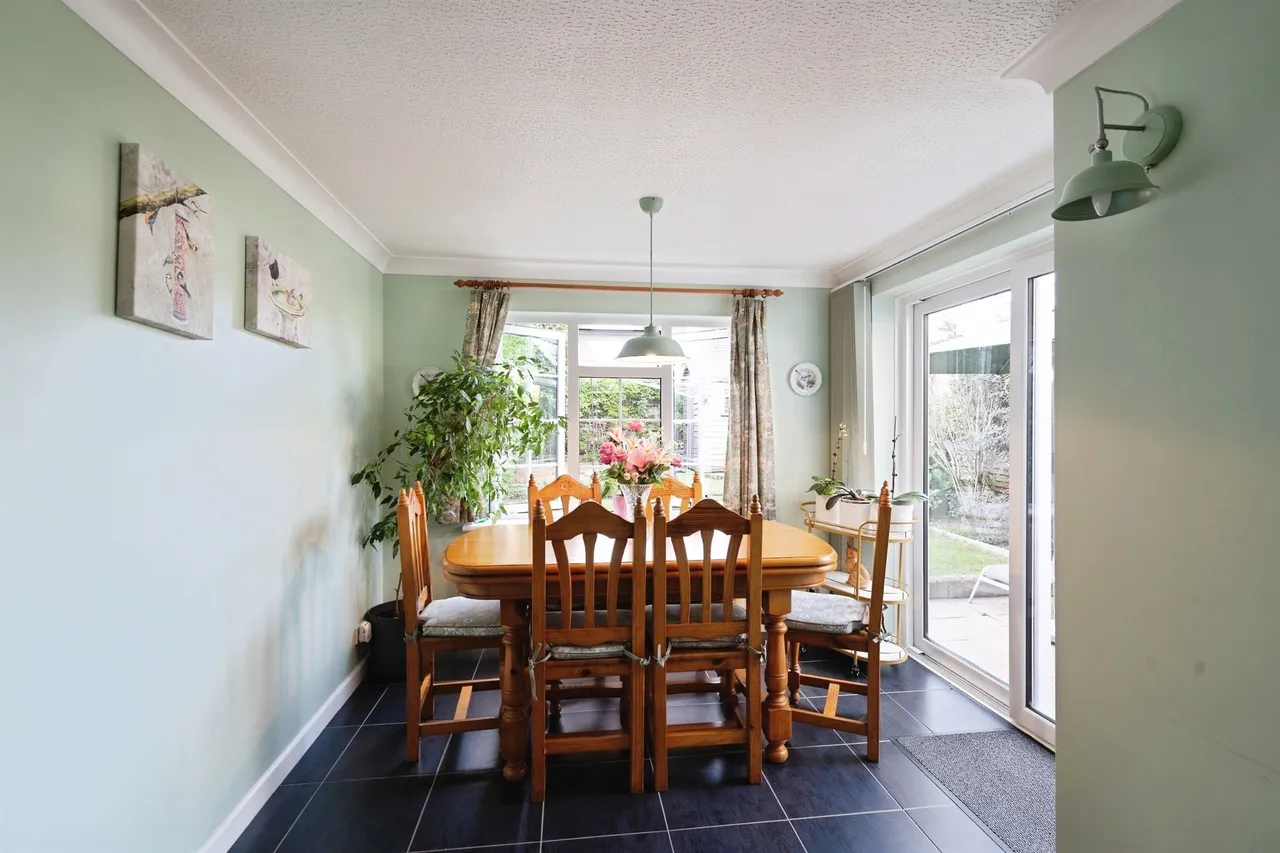 Brightside, Waterlooville, PO7, photo 3