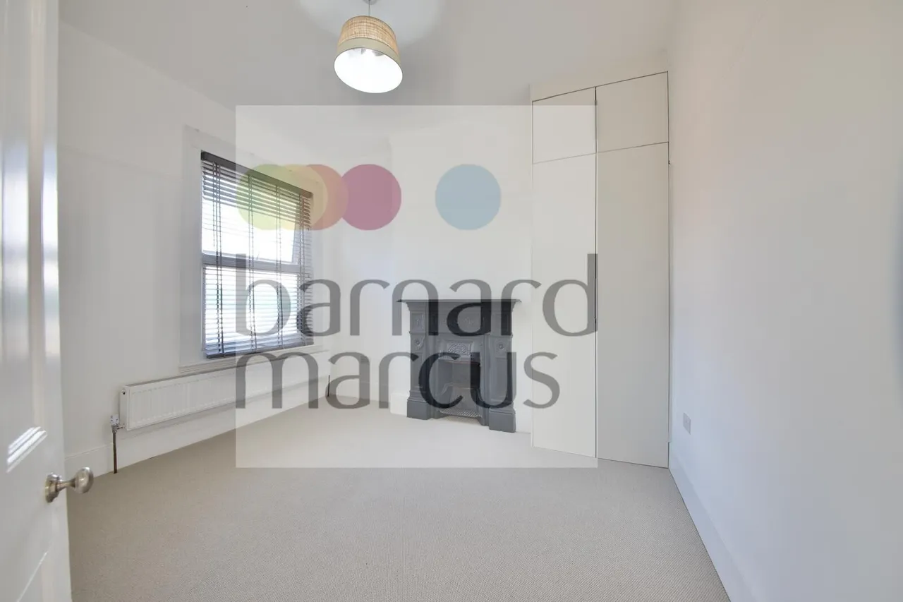 Tewkesbury Terrace, Bounds Green, N11, photo 3