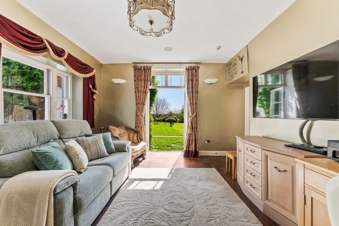 St. Marys Street, Axbridge, BS26, photo 25