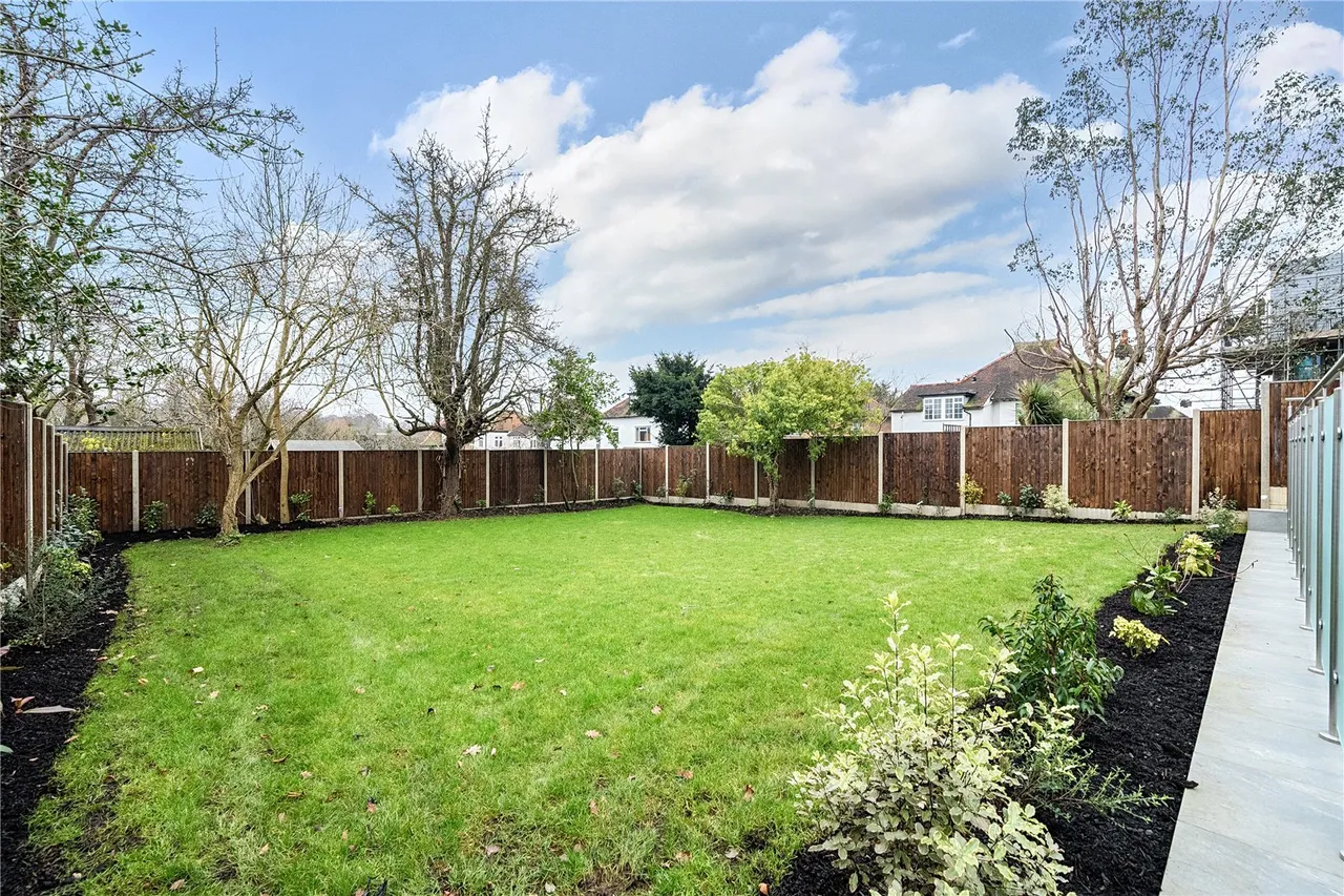 Bromley Road, BR3, photo 10