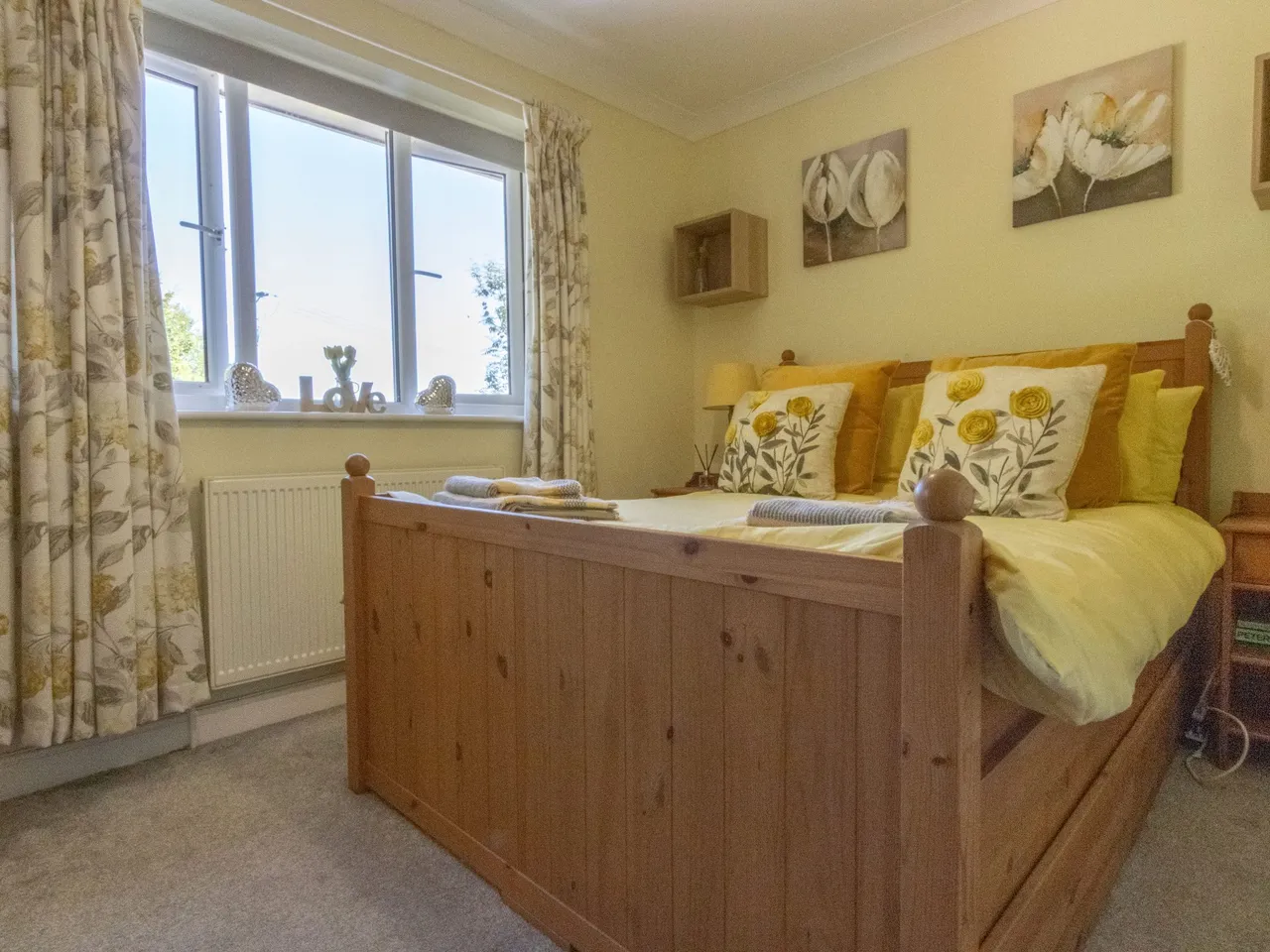 Four Seasons Station Road, Winchfield, Hook, RG27 8BY, photo 13