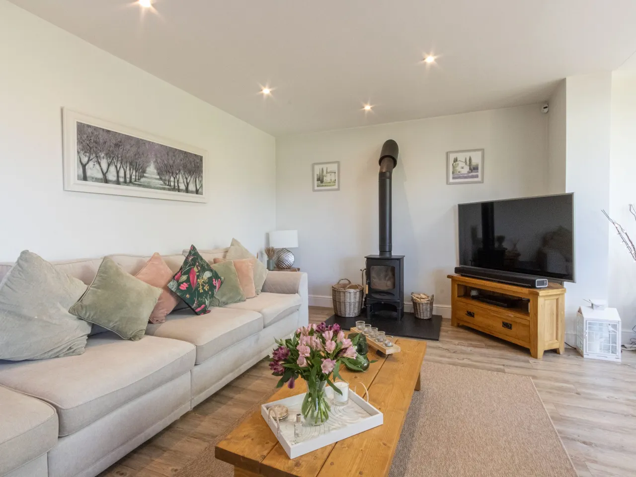 Four Seasons Station Road, Winchfield, Hook, RG27 8BY, photo 3