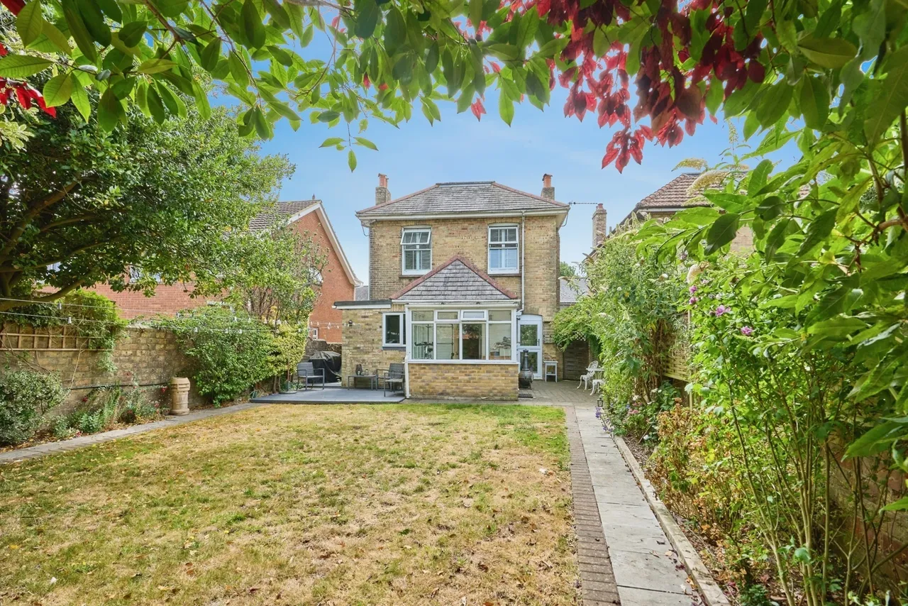 Castle Road, Newport, PO30, photo 4