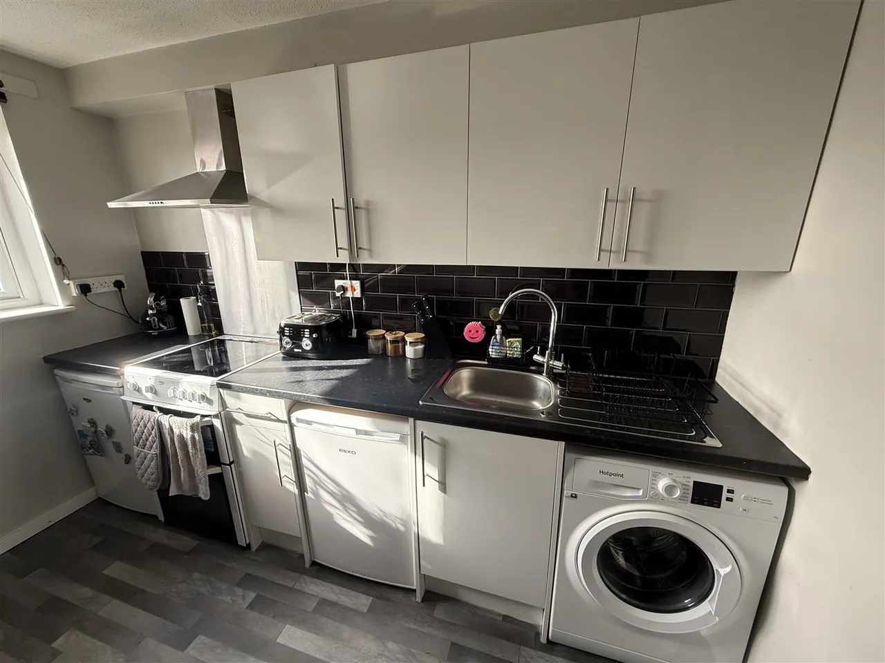 Caernarvon Close, Stretton, DE13, photo 5