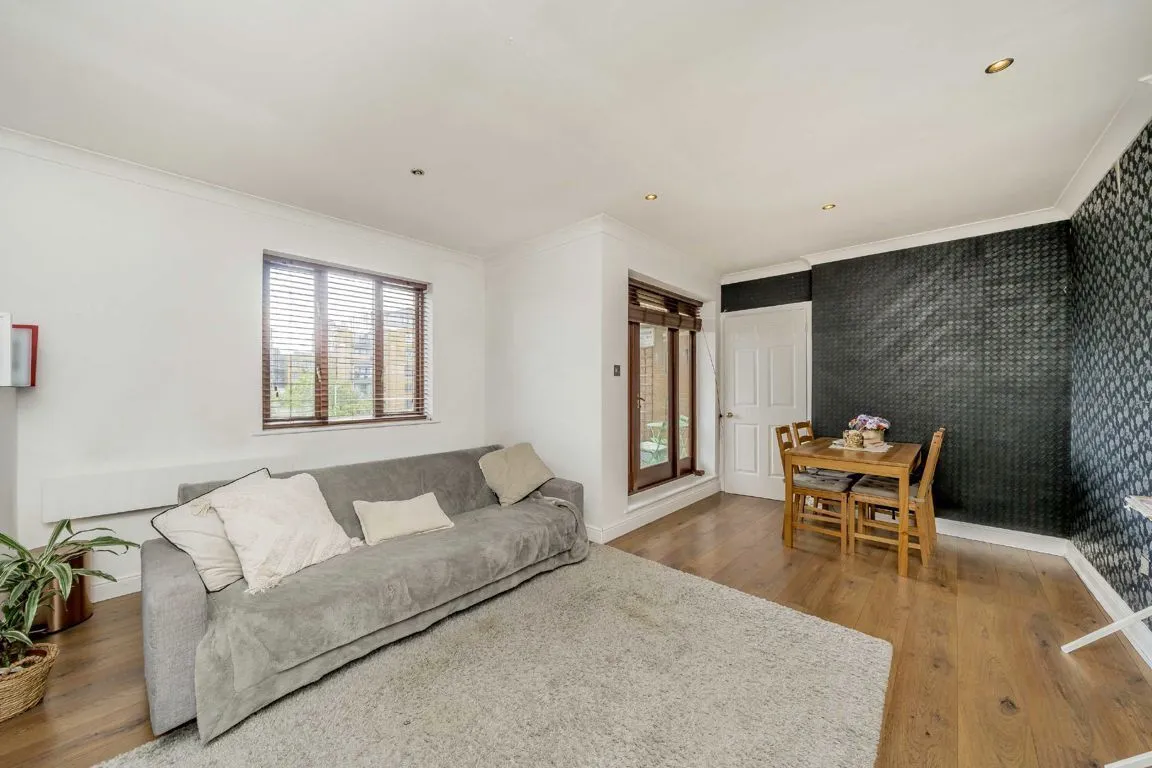 Lady Booth Road, KT1, photo 2
