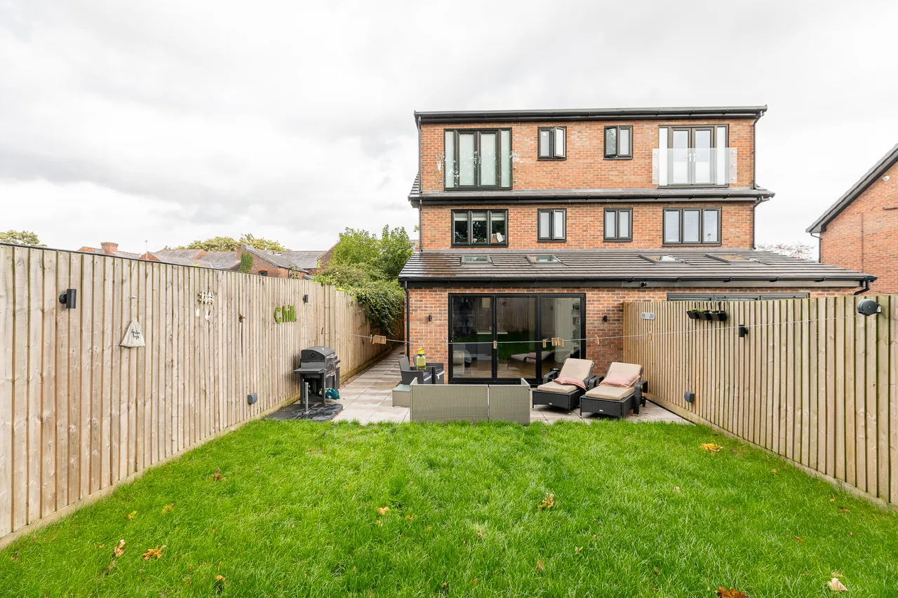 Manse Green Close, Ashton in Makerfield, WN4, photo 15