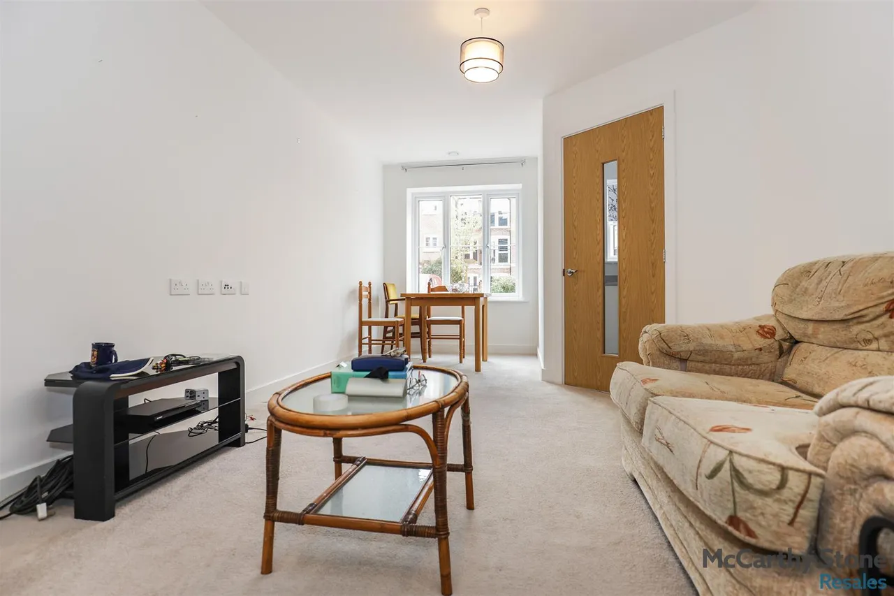 Bilton Road, Rugby, CV22, photo 3