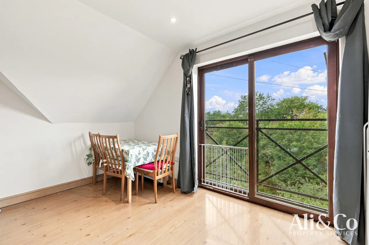 Trelawney Place, Chafford Hundred, Grays, Essex, RM16 6DG, photo 6