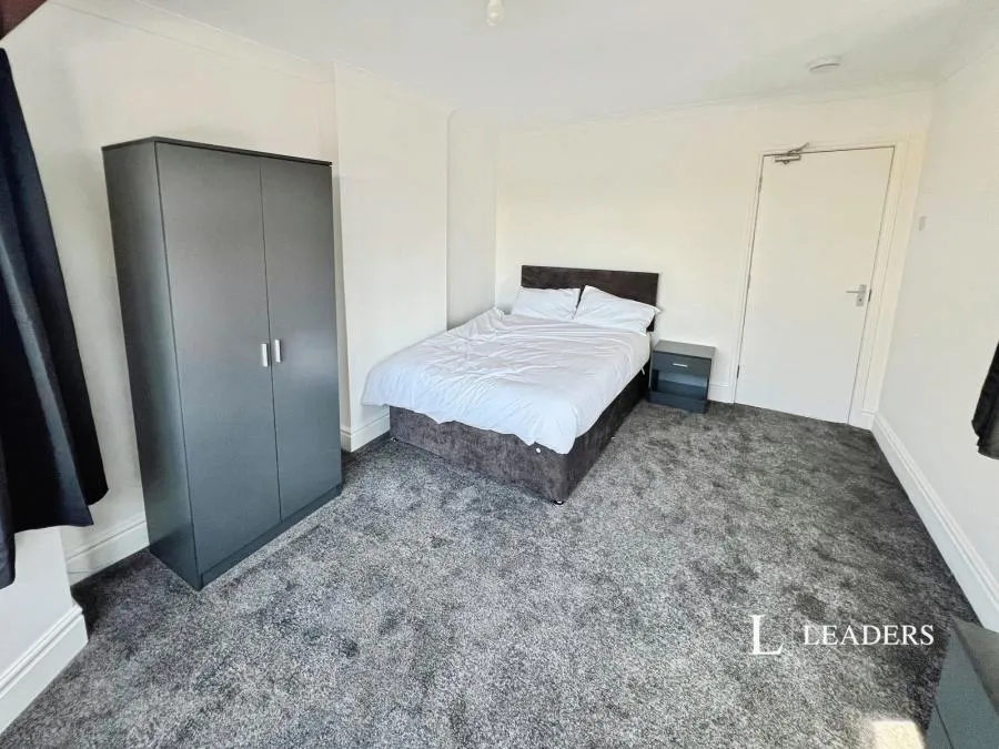 1 bed house to rent, Peterborough Road, Crowland, PE6