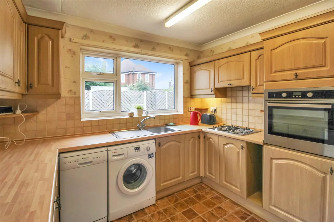 Cleveland Drive, Northallerton, DL7 8RU, photo 3