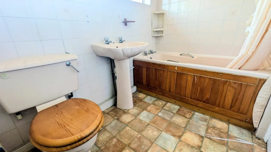 Fir Tree Close, Gurnos, photo 4